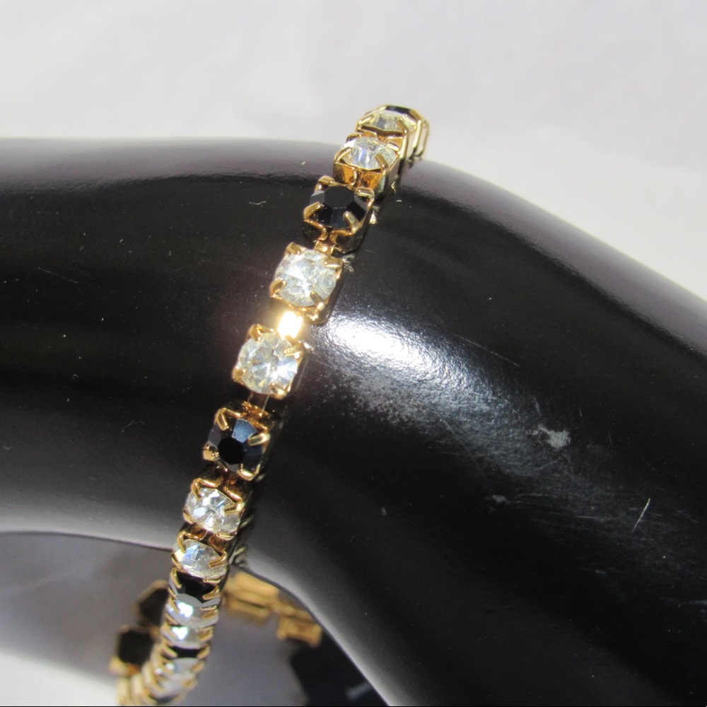Gold and stone bracelet